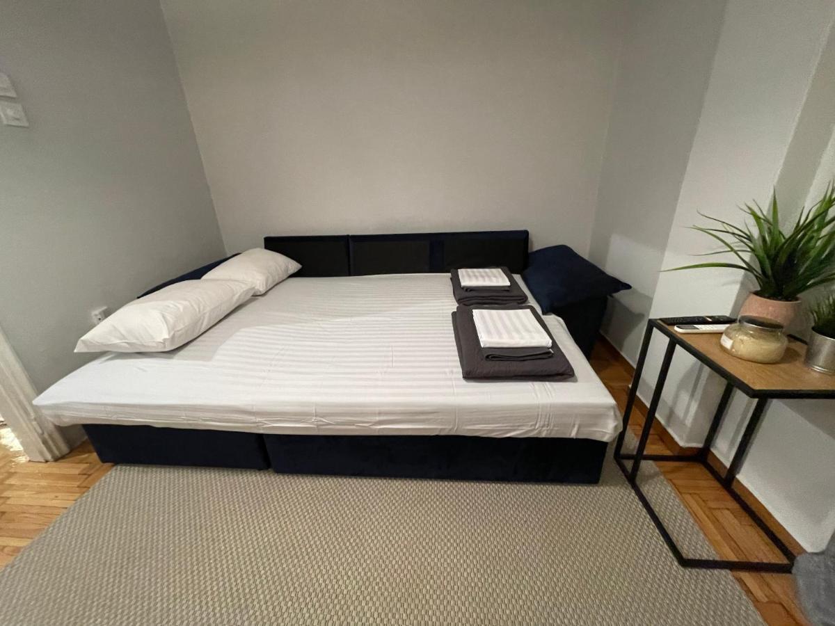 Apartament Kallimarmaro Place Ateny Zewnętrze zdjęcie
